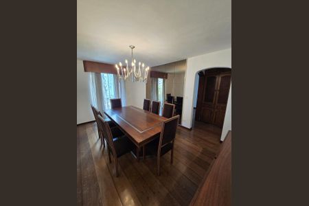Apartamento à venda com 250m², 4 quartos e 3 vagas Apartamento à venda com 250m², 4 quartos e 3 vagasFoto 05