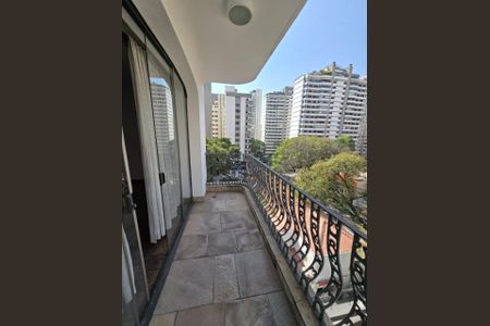 Apartamento à venda com 250m², 4 quartos e 3 vagas Apartamento à venda com 250m², 4 quartos e 3 vagasFoto 03