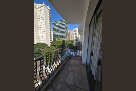 Apartamento à venda com 250m², 4 quartos e 3 vagas Apartamento à venda com 250m², 4 quartos e 3 vagasFoto 02