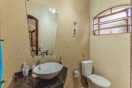 Casa à venda com 200m², 3 quartos e 4 vagas