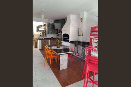 Casa à venda com 200m², 3 quartos e 4 vagas