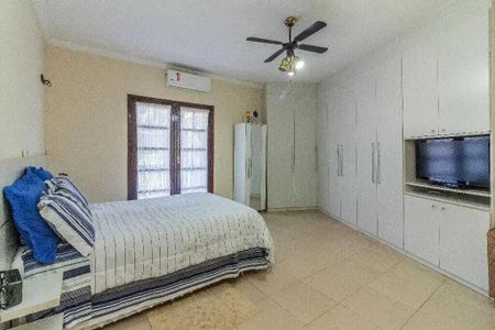 Casa à venda com 200m², 3 quartos e 4 vagas