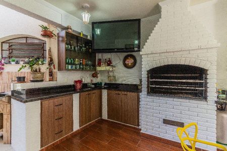 Casa à venda com 200m², 3 quartos e 4 vagas