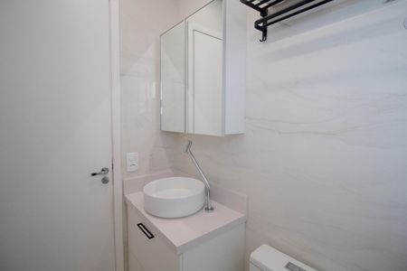 Apartamento à venda com 52m², 2 quartos e 1 vaga Apartamento à venda com 52m², 2 quartos e 1 vagaBanheiro