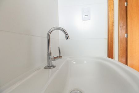 Apartamento à venda com 45m², 2 quartos e sem vagaBanheiro