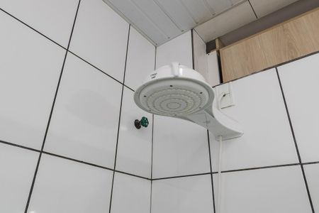 Casa à venda com 63m², 2 quartos e sem vaga Casa à venda com 63m², 2 quartos e sem vagaBanheiro