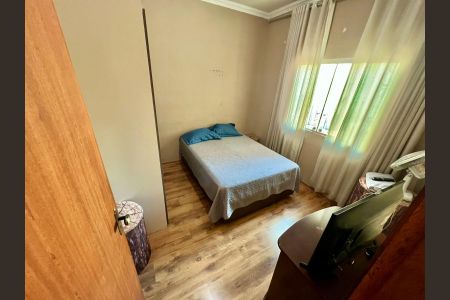 Casa à venda com 180m², 4 quartos e 4 vagasQuarto 2