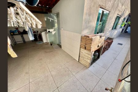 Casa à venda com 180m², 4 quartos e 4 vagasÁrea de Serviço