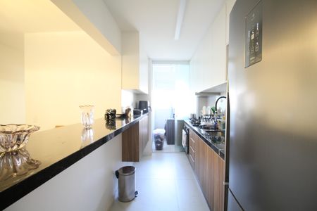 Apartamento à venda com 80m², 3 quartos e 2 vagasCozinha