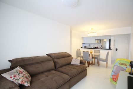 Apartamento à venda com 80m², 3 quartos e 2 vagasSala