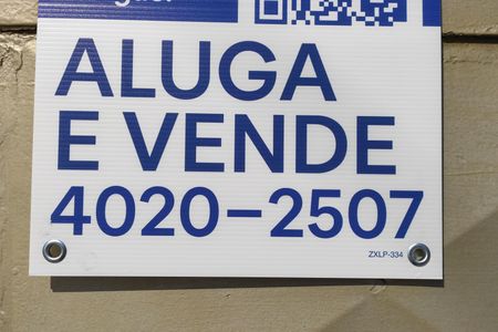 Casa à venda com 380m², 3 quartos e 8 vagas Casa à venda com 380m², 3 quartos e 8 vagasZXLP 334