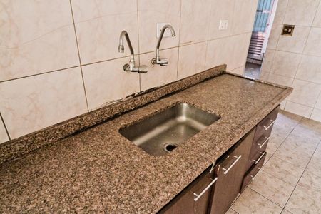 Casa à venda com 380m², 3 quartos e 8 vagas Casa à venda com 380m², 3 quartos e 8 vagasCozinha