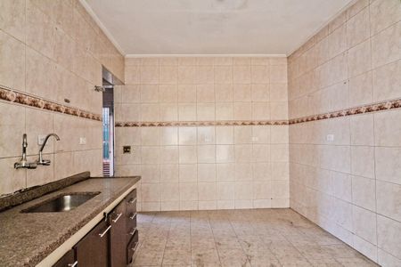 Casa à venda com 380m², 3 quartos e 8 vagas Casa à venda com 380m², 3 quartos e 8 vagasCozinha