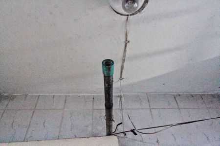 Casa à venda com 380m², 3 quartos e 8 vagas Casa à venda com 380m², 3 quartos e 8 vagasBanheiro de Serviço