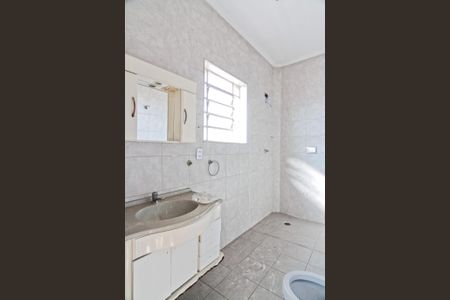 Casa à venda com 380m², 3 quartos e 8 vagas Casa à venda com 380m², 3 quartos e 8 vagasBanheiro da Suíte