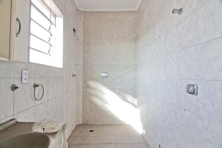 Casa à venda com 380m², 3 quartos e 8 vagas Casa à venda com 380m², 3 quartos e 8 vagasBanheiro da Suíte