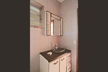 Casa à venda com 380m², 3 quartos e 8 vagas Casa à venda com 380m², 3 quartos e 8 vagasBanheiro Social