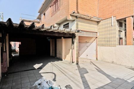 Casa à venda com 380m², 3 quartos e 8 vagas Casa à venda com 380m², 3 quartos e 8 vagasGaragem