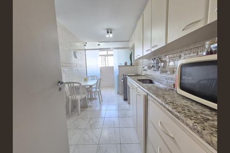 Apartamento à venda com 95m², 2 quartos e 1 vaga