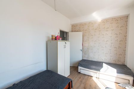 Casa para alugar com 300m², 6 quartos e sem vagaQuarto 4