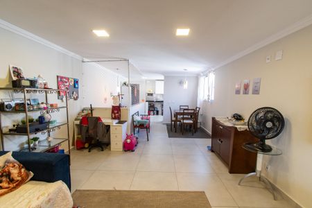 Sala 1 de casa para alugar com 6 quartos, 300m² em Ipiranga, São Paulo