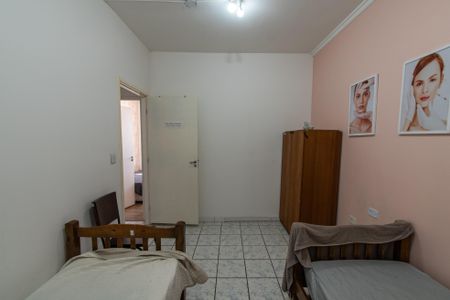 Casa para alugar com 300m², 6 quartos e sem vagaQuarto 3