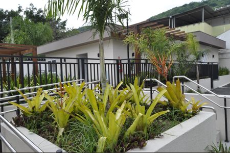 Apartamento à venda com 33m², 1 quarto e sem vagaÁrea comum