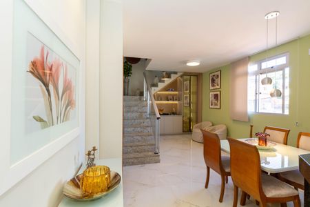 Sala de apartamento à venda com 3 quartos, 198m² em Padre Eustáquio, Belo Horizonte