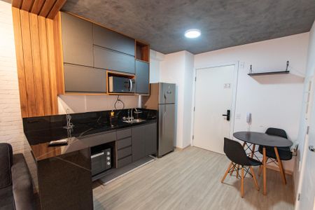 Studio à venda com 33m², 1 quarto e sem vaga Studio à venda com 33m², 1 quarto e sem vagaCozinha