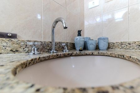 Apartamento à venda com 174m², 3 quartos e 1 vagaBanheiro Social