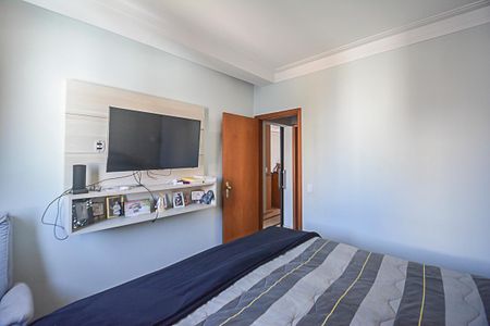 Apartamento à venda com 90m², 3 quartos e 2 vagasQuarto 2