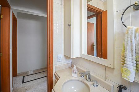 Apartamento à venda com 90m², 3 quartos e 2 vagasBanheiro