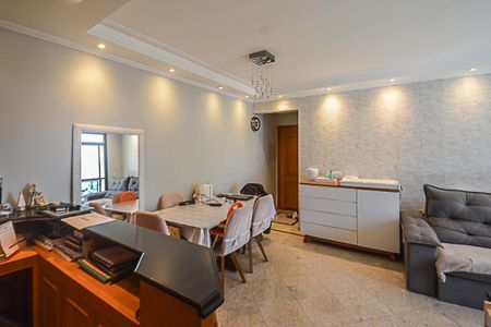 Apartamento à venda com 90m², 3 quartos e 2 vagasSala