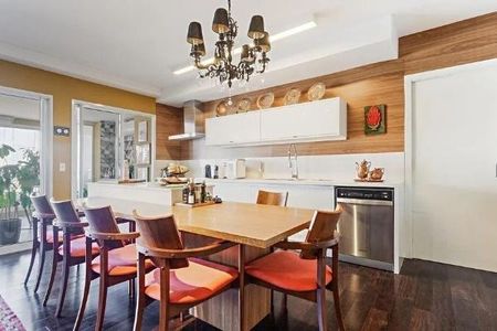 Apartamento à venda com 138m², 3 quartos e 2 vagas