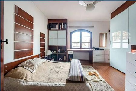 Casa à venda com 4 quartos, 255m² em Pompeia, São Paulo