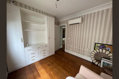 Apartamento à venda com 3 quartos, 200m² em Vila Progredior, São Paulo