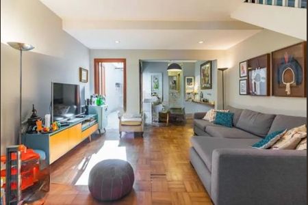 Casa à venda com 2 quartos, 170m² em Vila Madalena, São Paulo