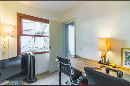 Casa à venda com 2 quartos, 170m² em Vila Madalena, São Paulo