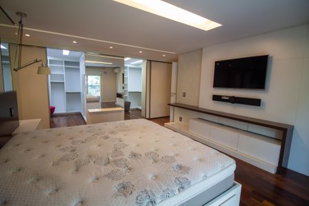 Apartamento à venda com 337m², 3 quartos e 4 vagasSuíte 3