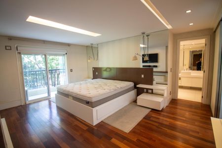 Apartamento à venda com 337m², 3 quartos e 4 vagasSuíte 3