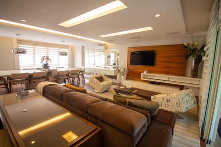 Apartamento à venda com 337m², 3 quartos e 4 vagasSala de TV