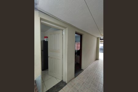 Casa à venda com 150m², 5 quartos e 2 vagas Casa à venda com 150m², 5 quartos e 2 vagasEntrada