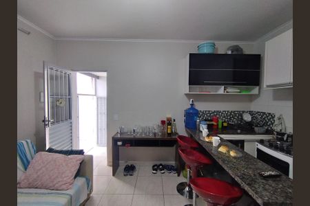 Casa à venda com 150m², 5 quartos e 2 vagas Casa à venda com 150m², 5 quartos e 2 vagasCasa 2 Sala/Cozinha