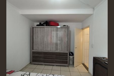 Casa à venda com 150m², 5 quartos e 2 vagas Casa à venda com 150m², 5 quartos e 2 vagasCasa 2 Quarto