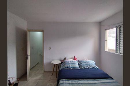 Casa à venda com 150m², 5 quartos e 2 vagas Casa à venda com 150m², 5 quartos e 2 vagasCasa 1 Suíte