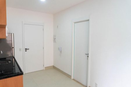 Studio à venda com 29m², 1 quarto e sem vaga Studio à venda com 29m², 1 quarto e sem vagaSala/Cozinha