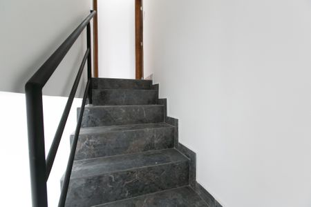 Apartamento à venda com 82m², 2 quartos e 1 vagaEscada