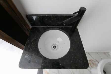 Apartamento à venda com 82m², 2 quartos e 1 vagaLavabo