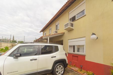 Casa de condomínio à venda com 89m², 3 quartos e 3 vagas Casa de condomínio à venda com 89m², 3 quartos e 3 vagasFachada