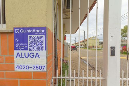 Casa de condomínio à venda com 89m², 3 quartos e 3 vagas Casa de condomínio à venda com 89m², 3 quartos e 3 vagasPlaca